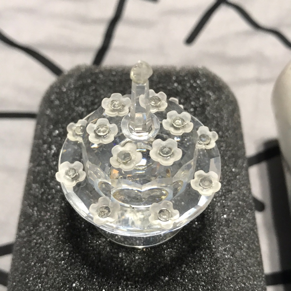 Crystal Birthday Cake 🎂